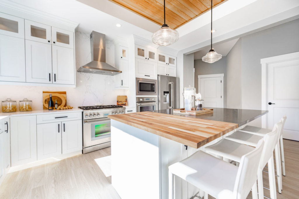 Clean butcher block countertop